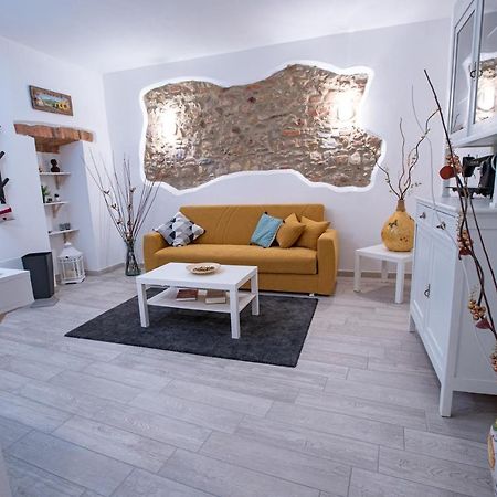 Le Logge Casa Vacanze Montepescali Екстериор снимка