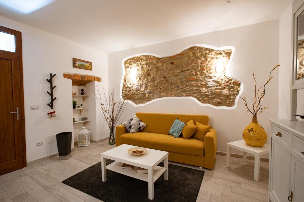 Le Logge Casa Vacanze Montepescali Екстериор снимка
